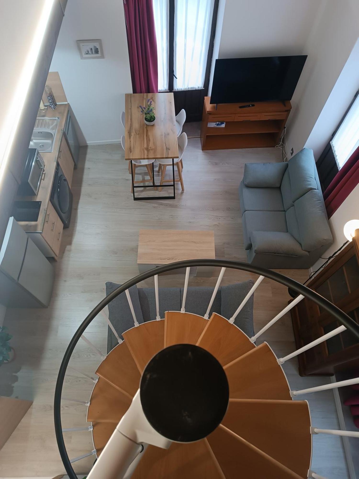 Apartamentos Turisticos Avila Puerta De Los Leales 1-2 Экстерьер фото